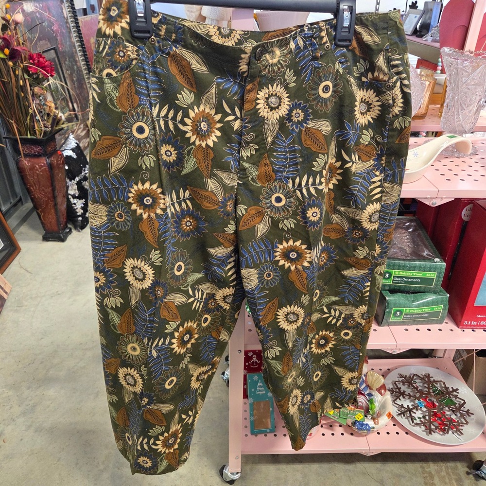 Emma James Women's Floral Print Capri Pants Size 16 Green Brown Blue
